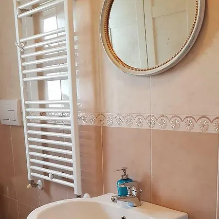 Giulia Pasithea Vacanze Quarto em Acomodações Particulares